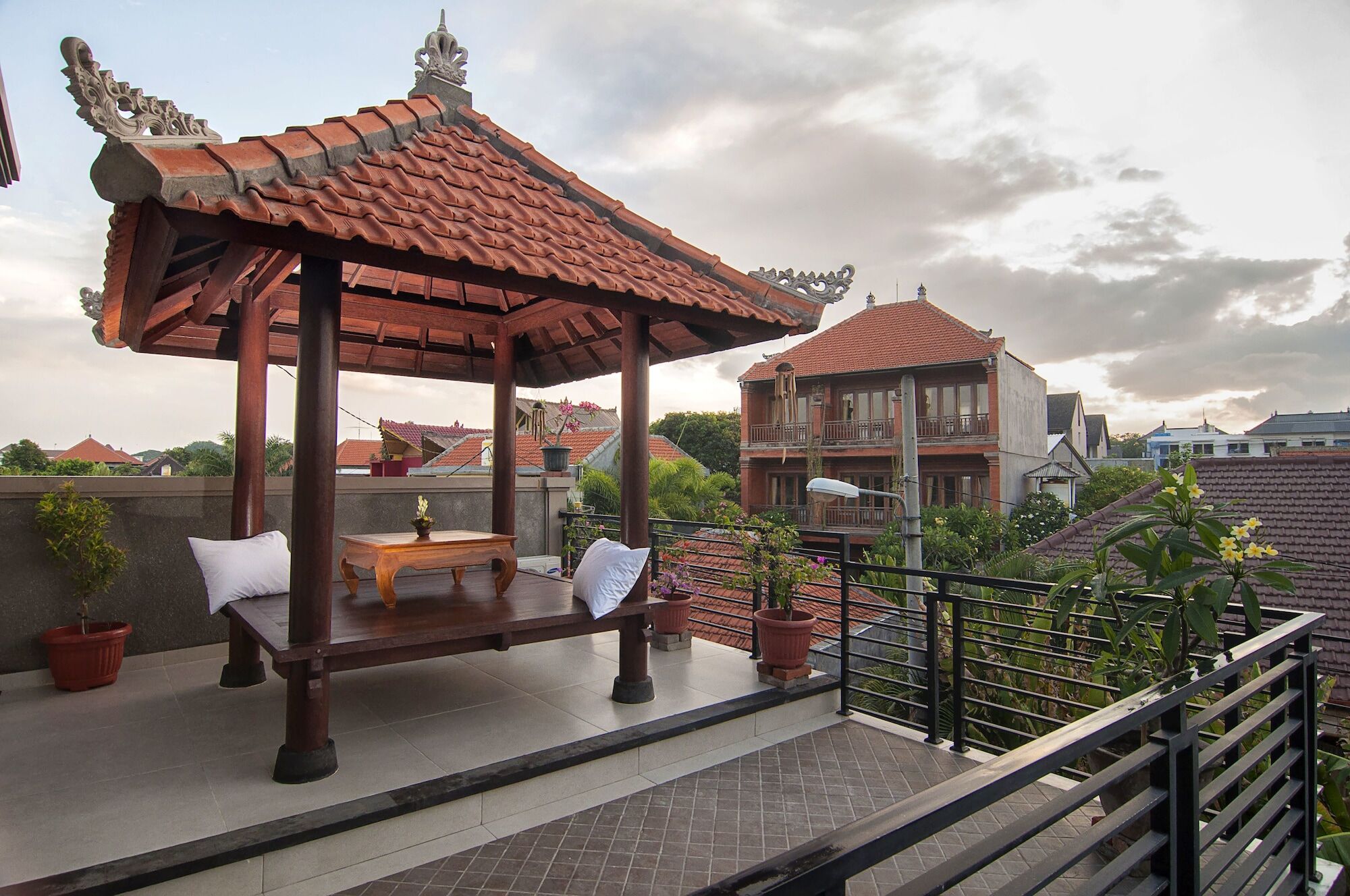 Suwardika Homestay & Dormitory Sanur Eksteriør bilde